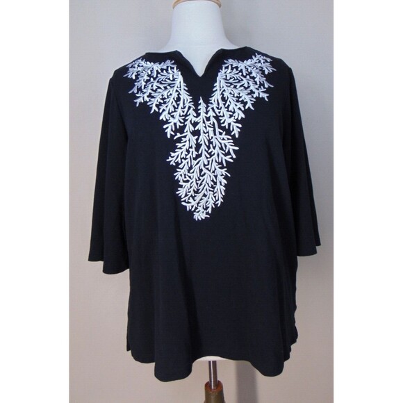 Quacker Factory Tunic Top Womens Size 2x Black / White Embroidered V-Neck S/S - Picture 1 of 10